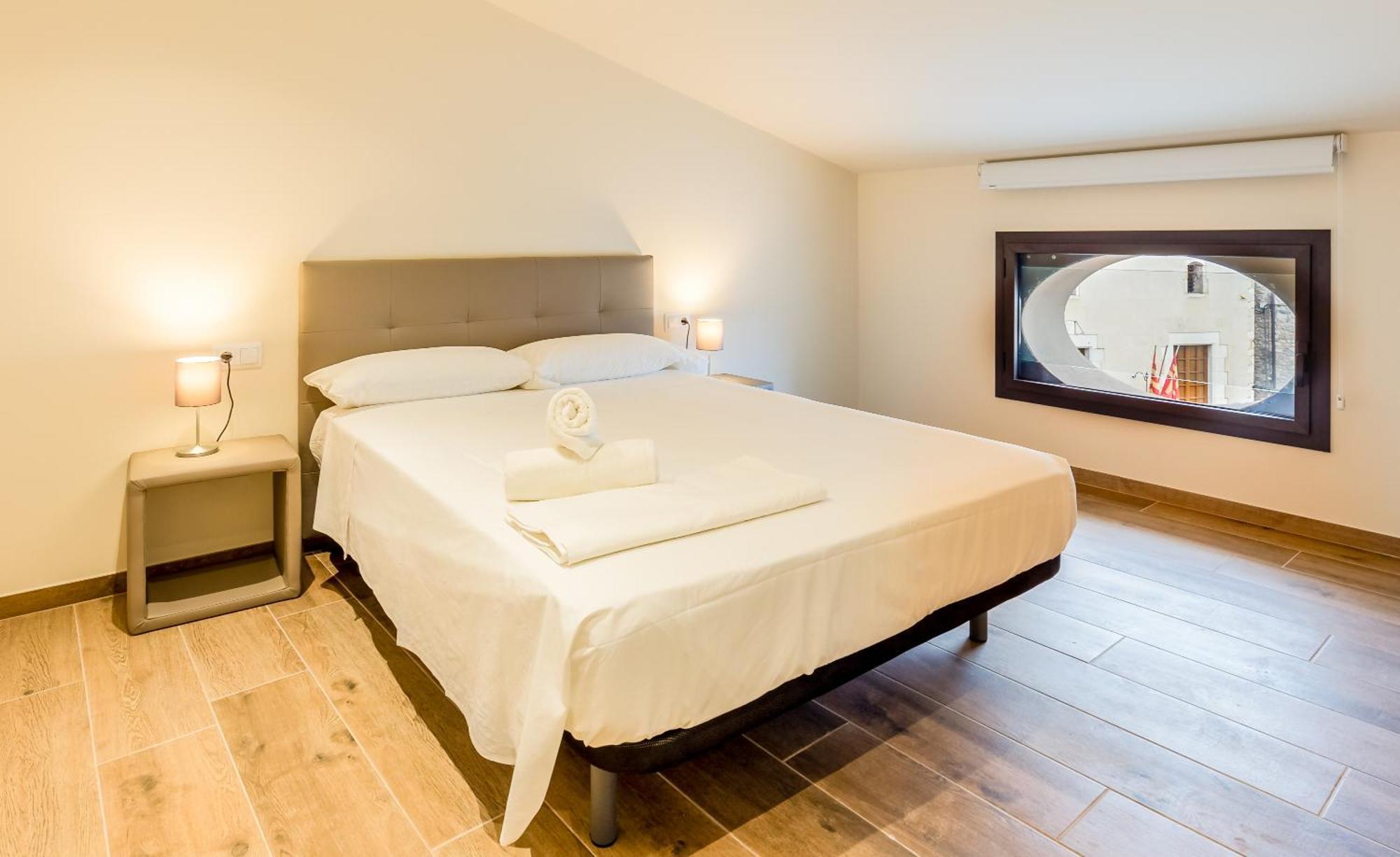 Can Cintet 3 Apartamento Con Terraza En Besalú Zewnętrze zdjęcie